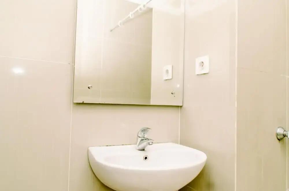 Nice And Elegant Studio At Paramount Skyline Apartment — фото 6
