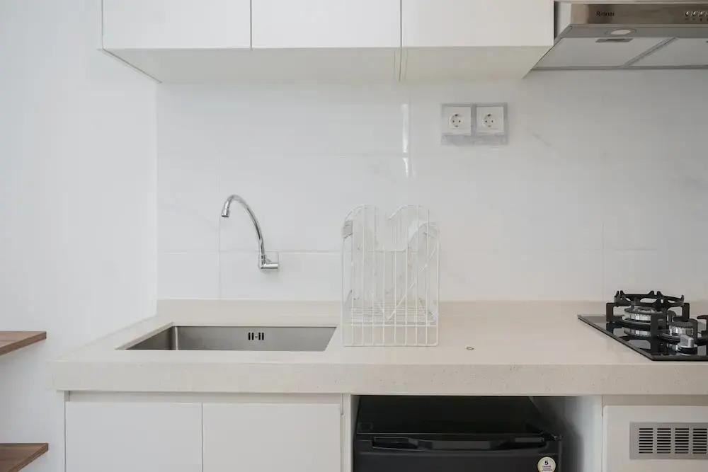 Legok: Studio Apartment At Sky House Bsd With Cozy Design