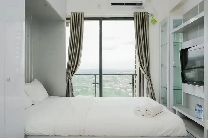 Homey And Warm Studio At Sky House Bsd Apartment — фото 2