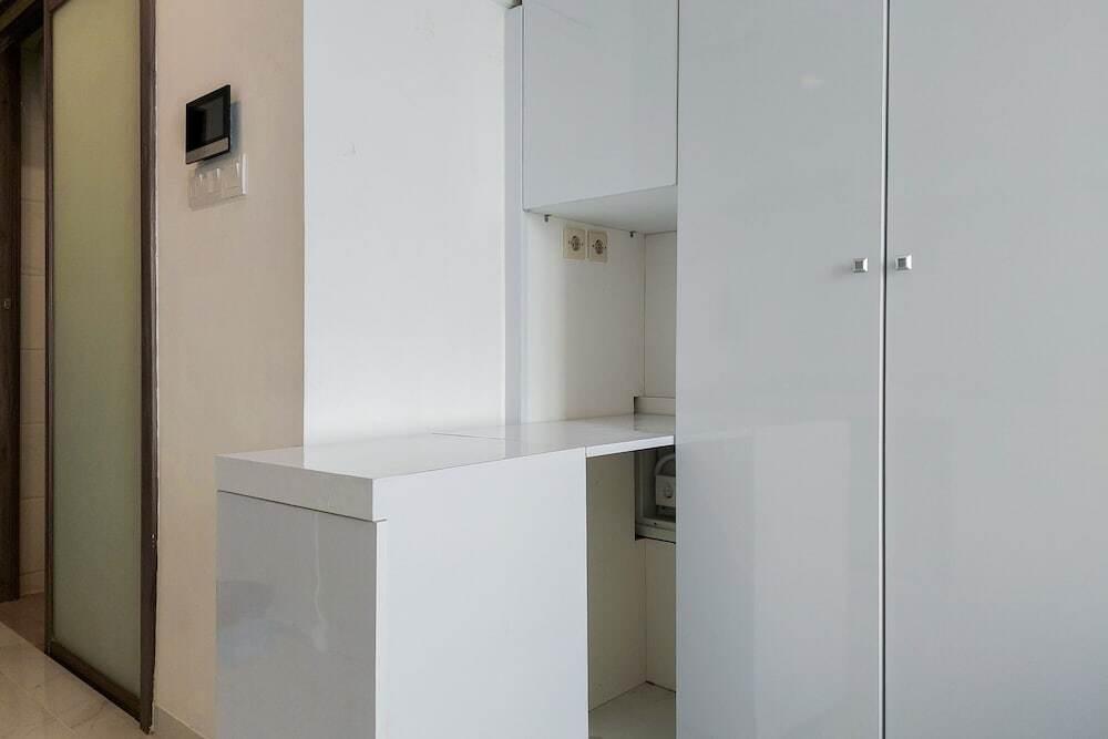 Homey And Warm Studio At Sky House Bsd Apartment — фото 4