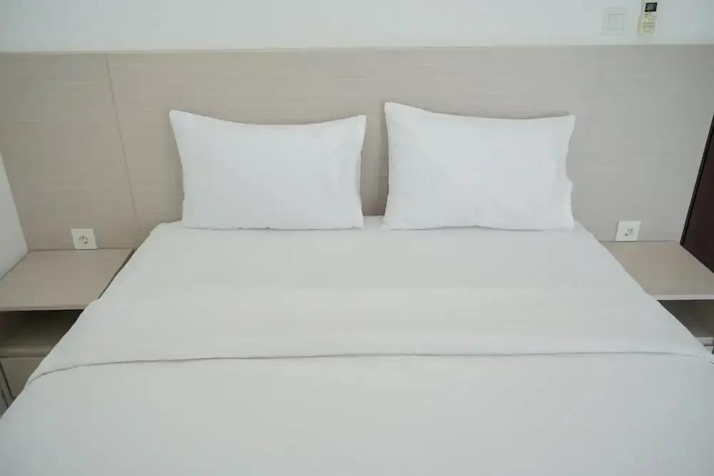 Legok: Modern Look And Comfy 2Br At Casa De Parco Apartment