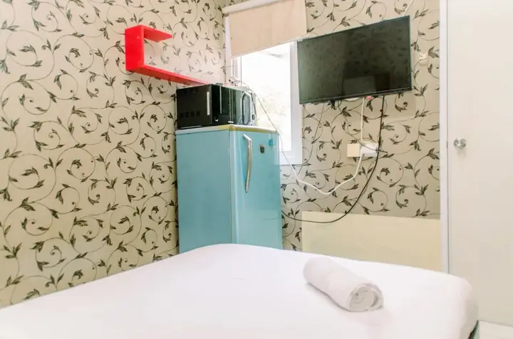 Warm And Cozy Studio Apartment (No Kitchen) At Aeropolis Residence — фото 2