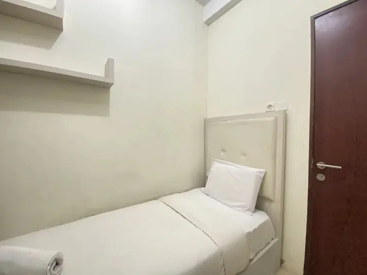 Бандунг: Bright 2Br At Tamansari Panoramic Apartment