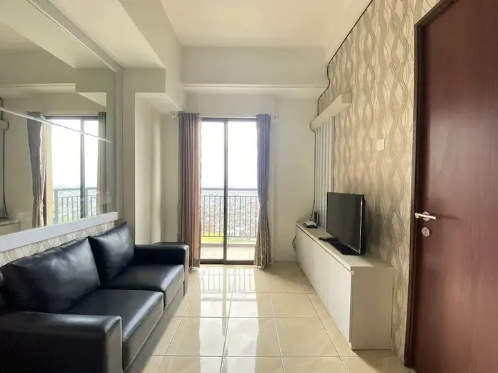 Бандунг: Bright 2Br At Tamansari Panoramic Apartment
