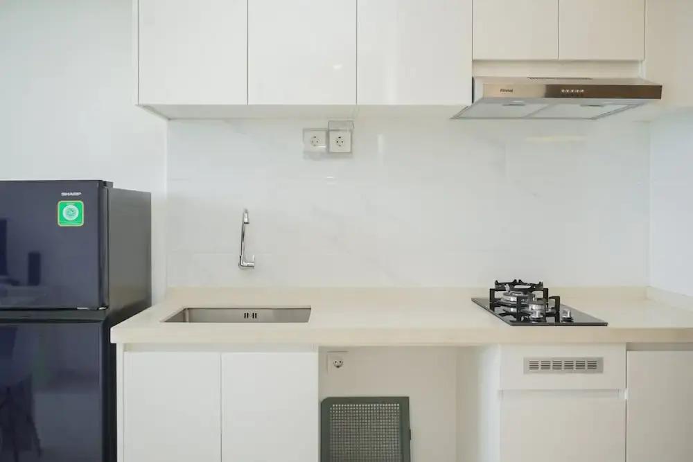 Legok: Fully Furnished With Modern Design 2Br At Sky House Bsd Apartment