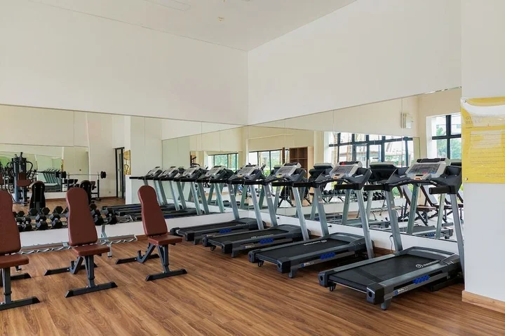 Legok: Fully Furnished With Modern Design 2Br At Sky House Bsd Apartment