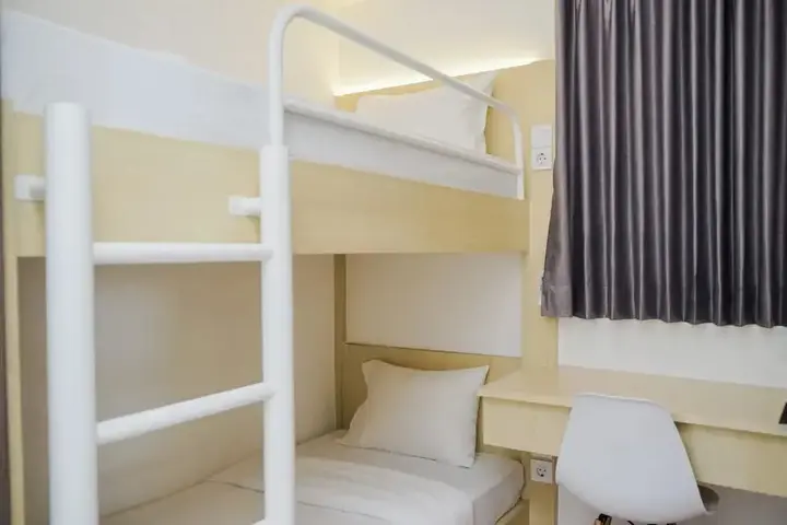 Legok: Fully Furnished With Modern Design 2Br At Sky House Bsd Apartment
