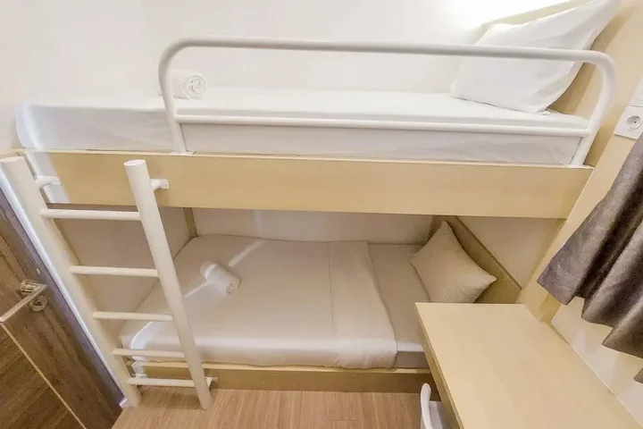 Legok: Fully Furnished With Modern Design 2Br At Sky House Bsd Apartment