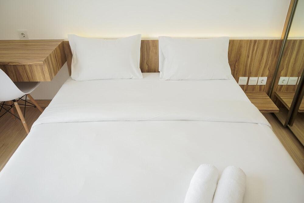 Fully Furnished With Pleasure Tidy 2Br At Sky House Bsd Apartment — фото 1