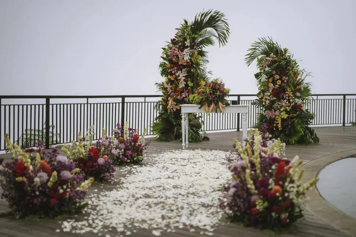 Мундук: Elevate Bali