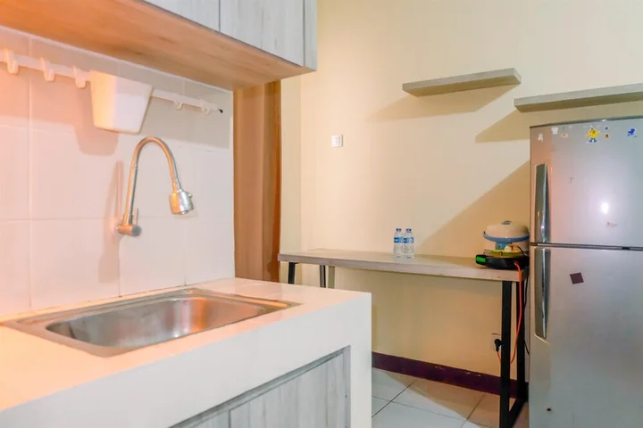Депок: Best and Simply Homey Studio Cinere Resort Apartment