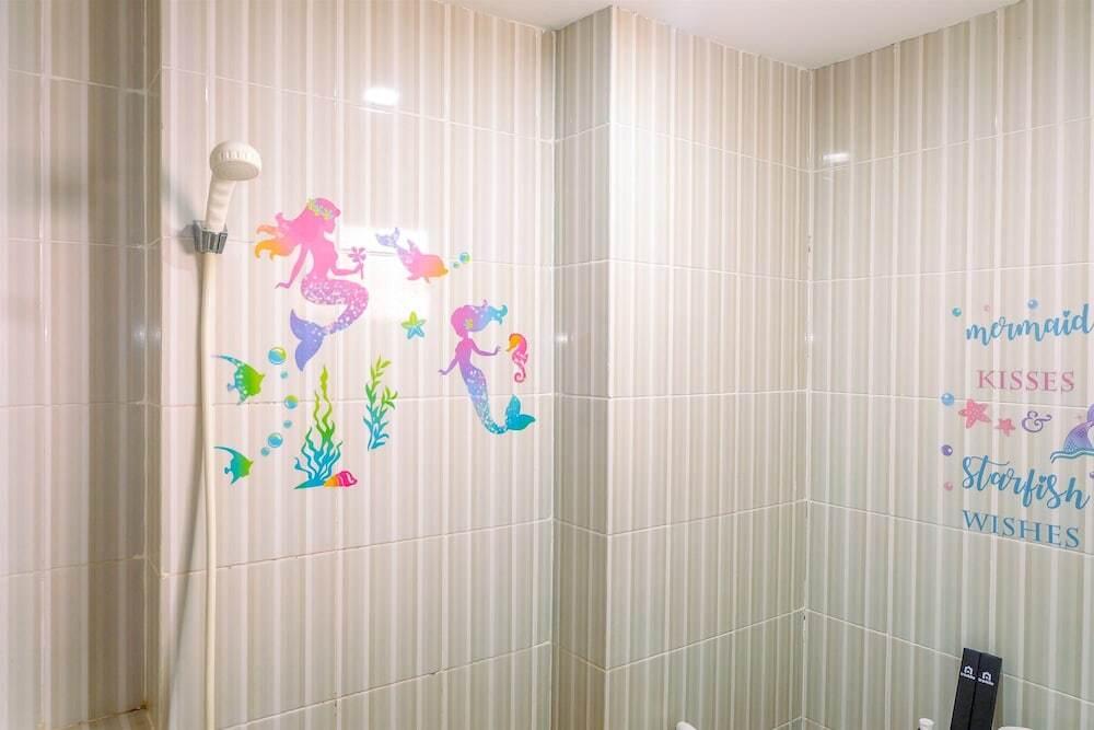 Депок: Best and Simply Homey Studio Cinere Resort Apartment