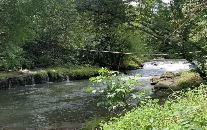 Батуретно: Teratai Biru River Camping Ground