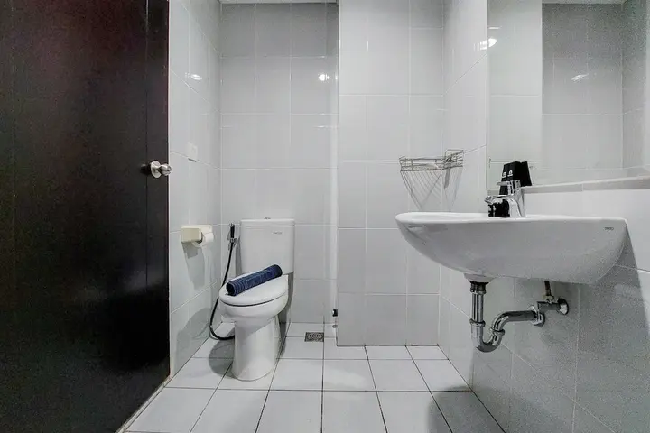 Legok: Nice And Comfort Studio At Casa De Parco Apartment