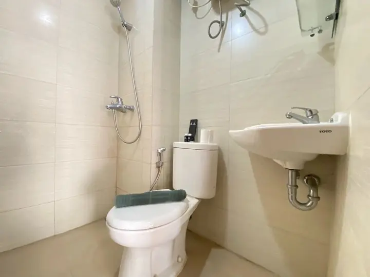 Бандунг: Comfortable 1Br At Gateway Pasteur Apartment Near Exit Toll