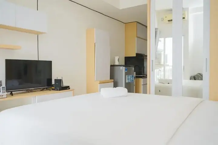 Тангеранг: Fancy And Nice Studio At Skylounge Tamansari Apartment