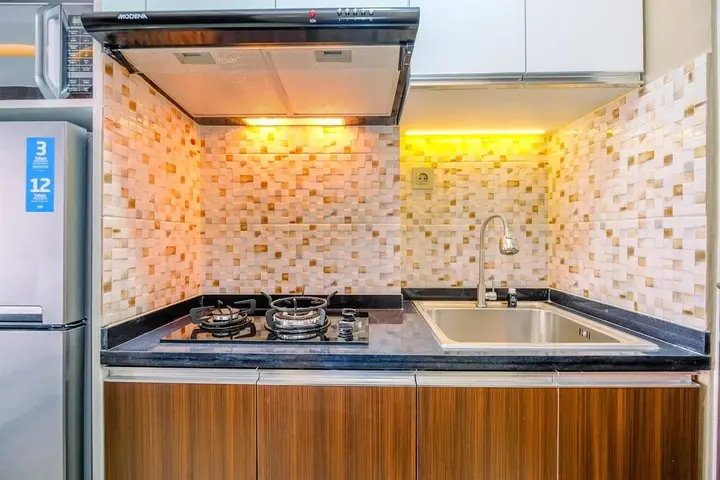 Депок: Comfortable And Modern Studio Transpark Cibubur Apartment