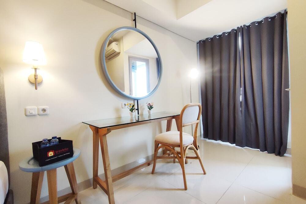 Семаранг: Elegant And Homey Studio At Marquis De Lafayette Apartment