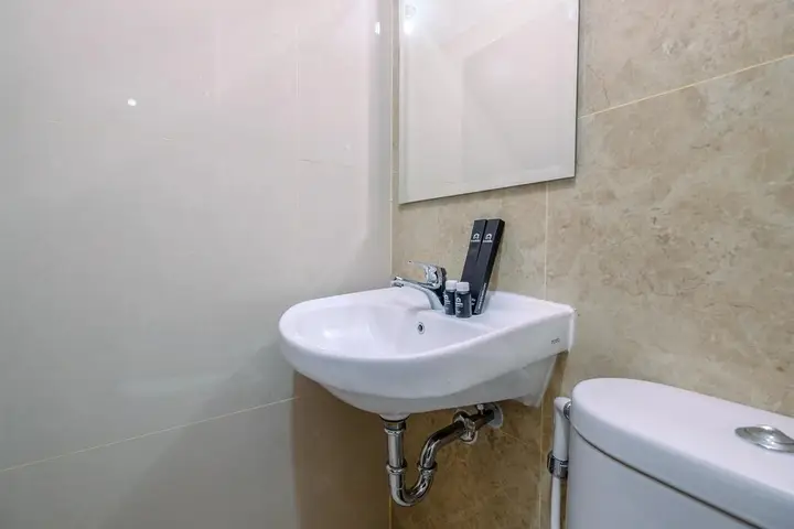 Fancy And Nice Studio At Transpark Cibubur Apartment — фото 6