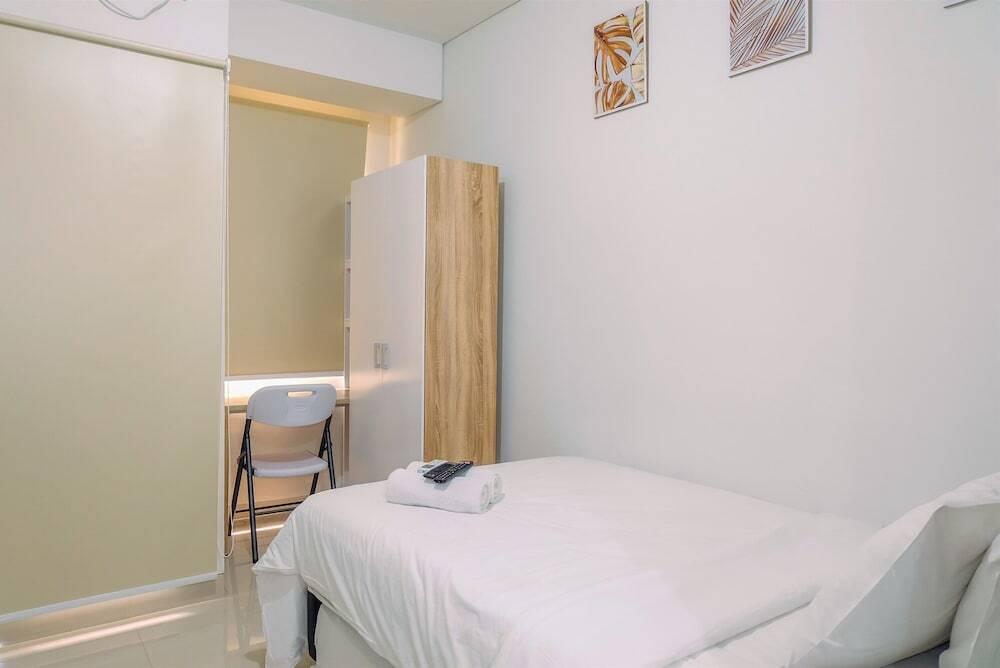 Депок: Simply And Homey Studio Transpark Cibubur Apartment