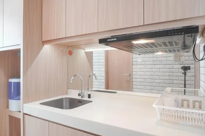 Тангеранг: Minimalist Studio Room At Tree Park City Cikokol Apartment