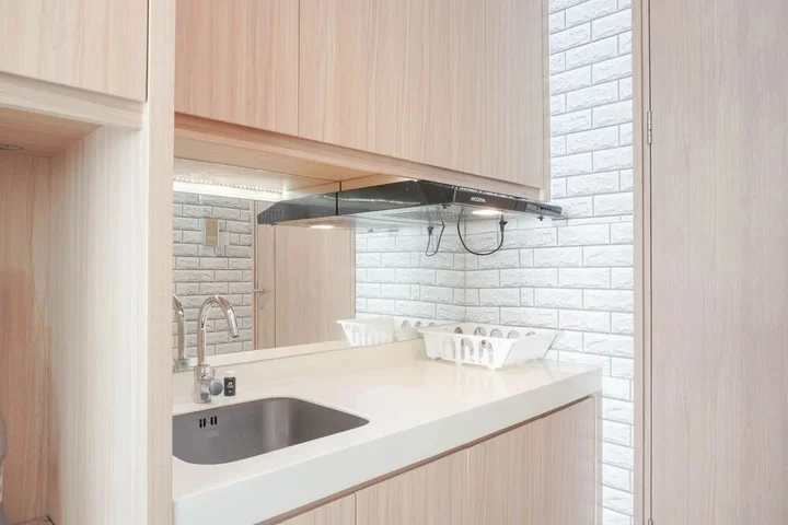 Тангеранг: Minimalist Studio Room At Tree Park City Cikokol Apartment