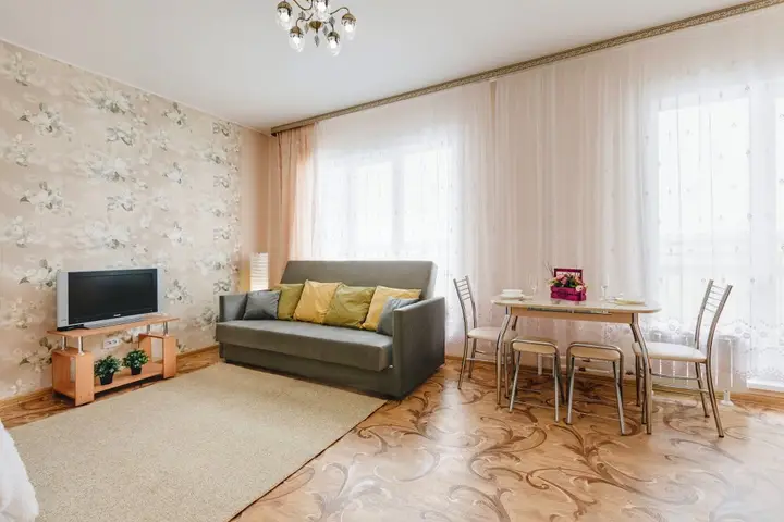 Квартира Две Подушки 2+2 на 2-й Заречной, 11 — фото 1