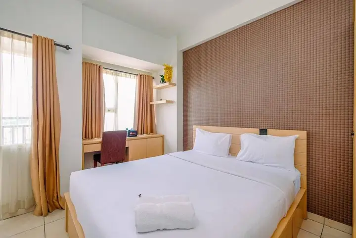 Tranquil Studio Apartment At Margonda Residence 5 — фото 1