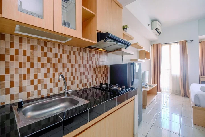 Депок: Tranquil Studio Apartment At Margonda Residence 5