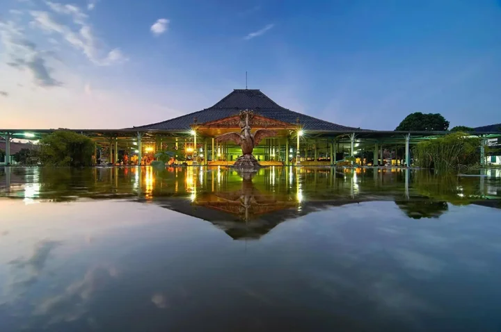 Сукохарджо: Hotel Tosan Solo Baru