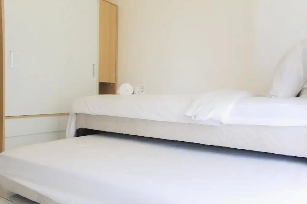 Simply Minimalist Studio at Casa De Parco Apartment — фото 3