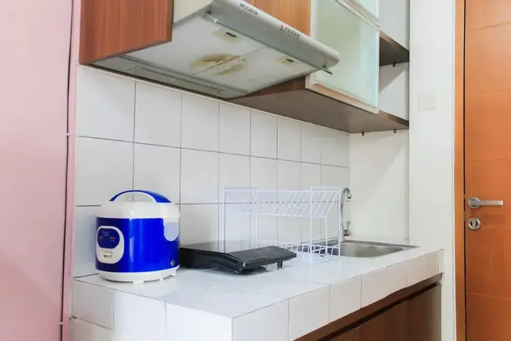 Депок: Homey and Cozy Living Studio at Margonda Residence 2 Apartment