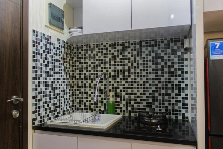 Тангеранг: Classic and Nice Studio Room Annora Living Apartment