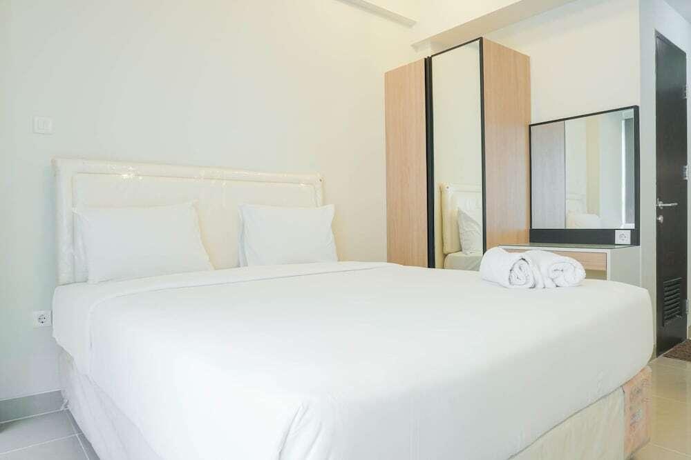 Чикаранг: Cozy Living Studio Mustika Golf Apartment