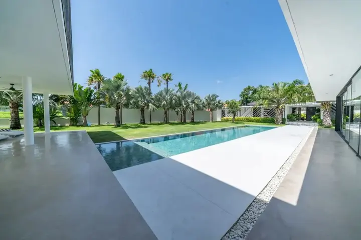 Керобокан: Villa BullHouse