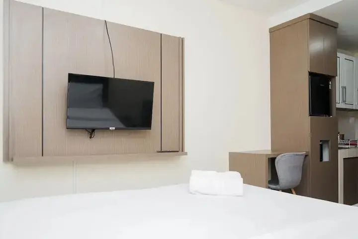 Тангеранг: Homey and Comfact Studio at Medina Apartment