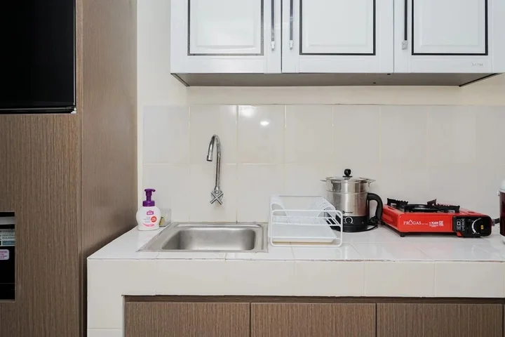 Тангеранг: Homey and Comfact Studio at Medina Apartment