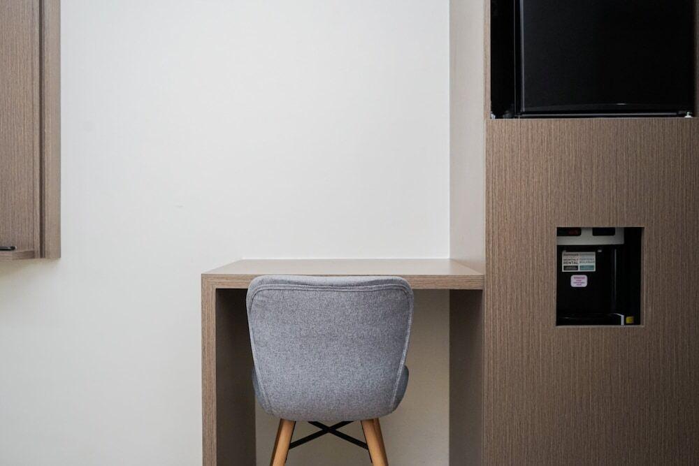 Тангеранг: Homey and Comfact Studio at Medina Apartment