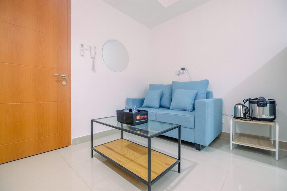 Comfort 1BR Apartment at Evenciio Margonda — фото 5
