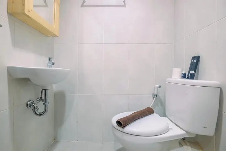 Депок: Comfort 1BR Apartment at Evenciio Margonda