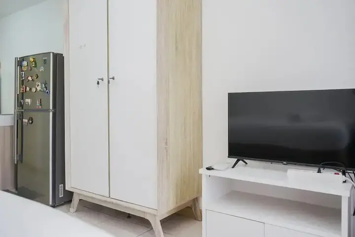Legok: Nice And Comfy Studio Apartment At M-Town Residence