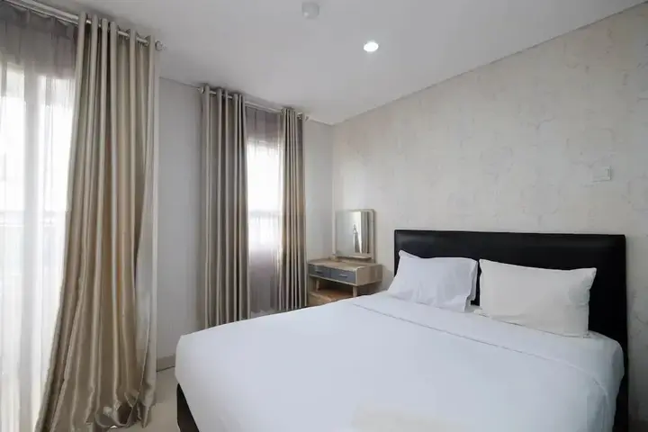 Депок: Simply Clean And Cozy 1Br With Sofabed At Atlanta Residence Apartment