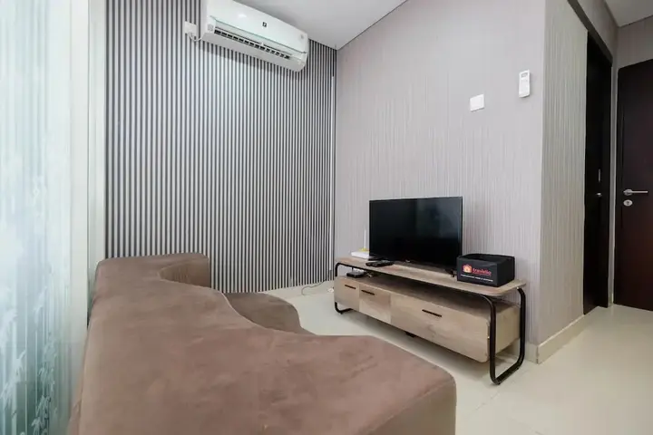 Депок: Simply Clean And Cozy 1Br With Sofabed At Atlanta Residence Apartment