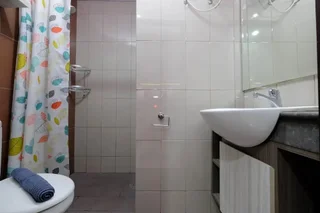 Депок: Simply Clean And Cozy 1Br With Sofabed At Atlanta Residence Apartment