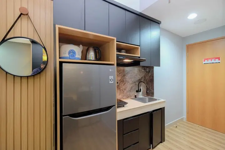 Депок: Nice And Comfy Studio At Evenciio Margonda Apartment