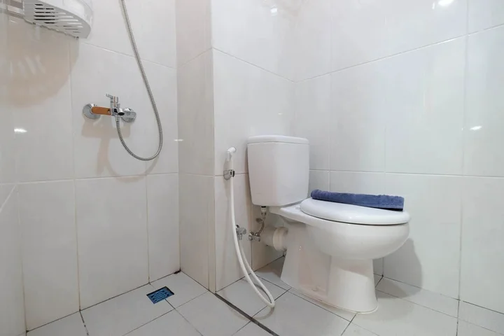 Депок: Nice And Comfy Studio At Evenciio Margonda Apartment