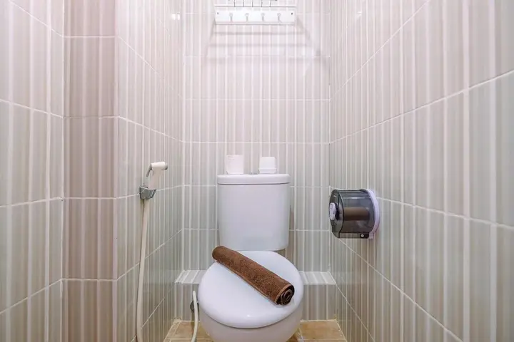 Депок: Comfortable And Tidy 2Br At Cinere Resort Apartment