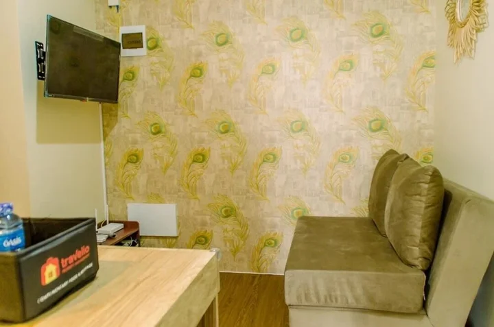 Депок: Homey And Simply 2Br At Cinere Resort Apartment
