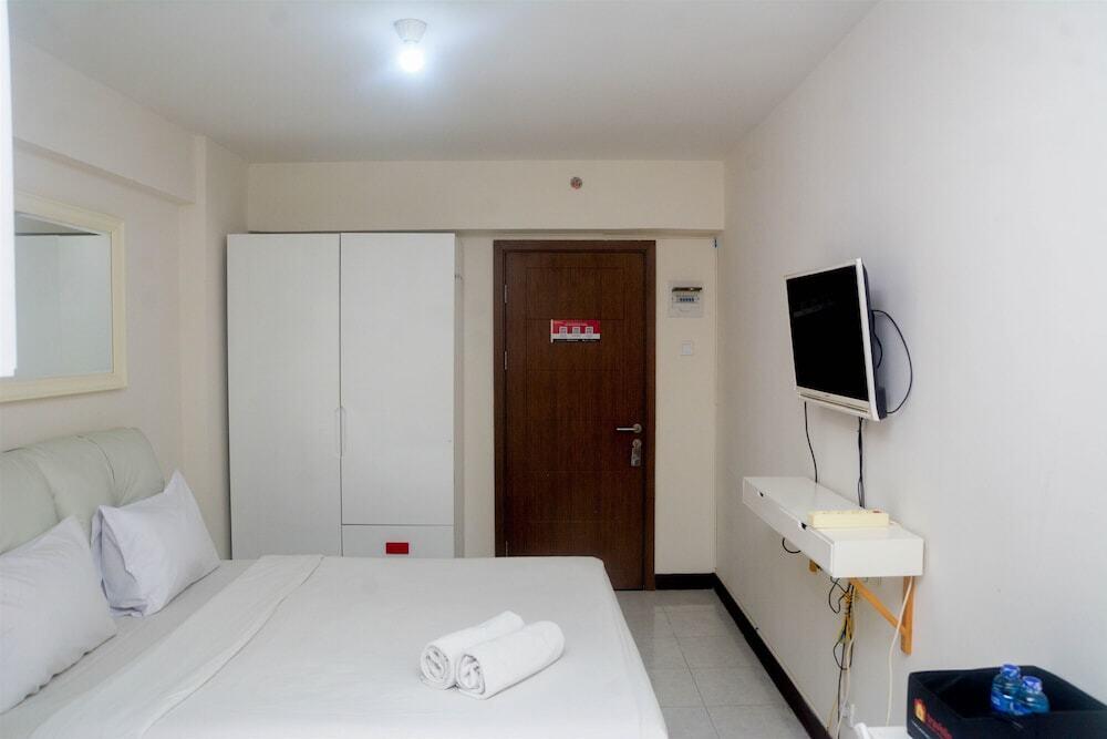 Comfort Living Studio Room At Cinere Resort Apartment — фото 2