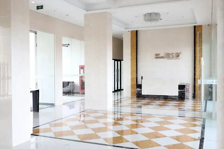 Legok: Moritz Inn Bsd